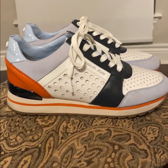 Micheal kors sneakers - Picture 6 of 9